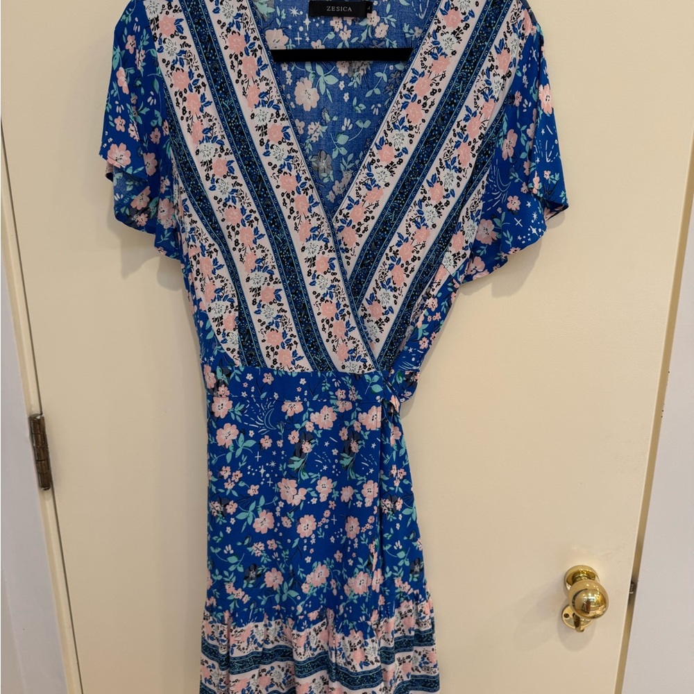 Zesica Blue Floral Wrap Dress